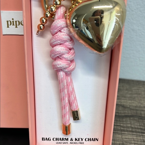 Piper K | Heart/Bow Bag Charm - Picture 3 of 8